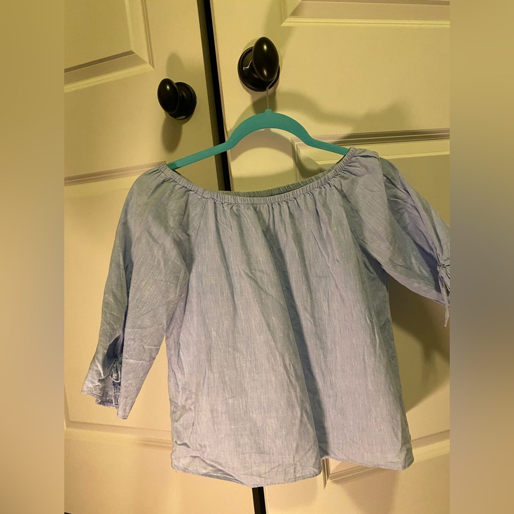 Top light blue